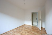 11 Schlafzimmer Gepflegte Edgeschosswohnung nahe des Krupunder Sees