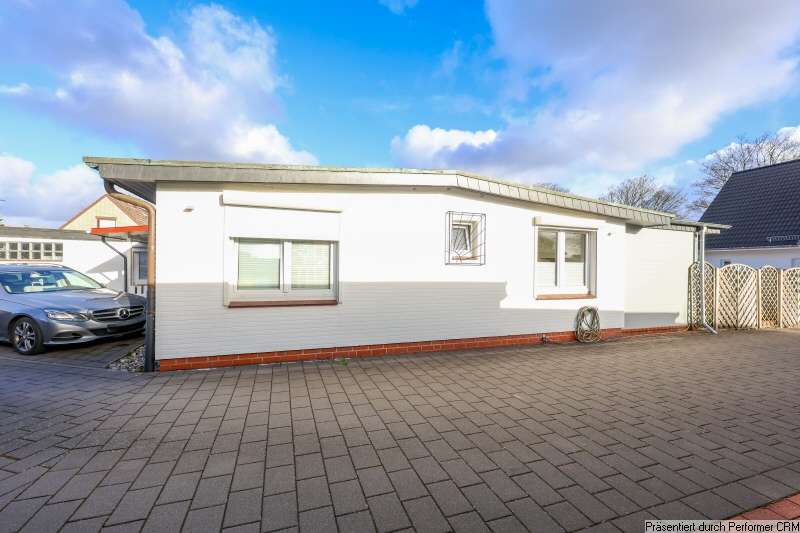 2 Seitenansicht Bungalow Schenefeld