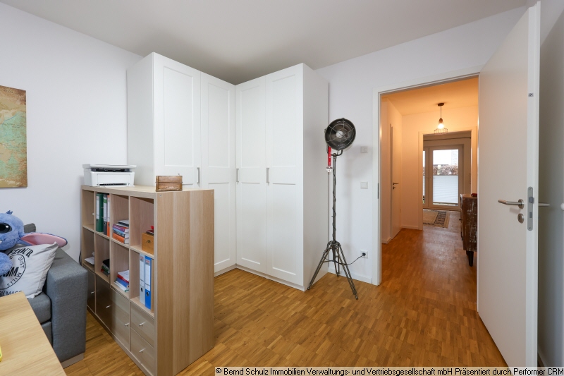 15 Zimmer 1 Erdgeschosswohnung Hamburg