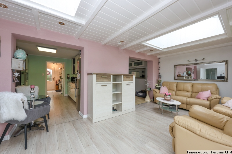 4 Wohnzimmer Doppelhaush�lfte Halstenbek