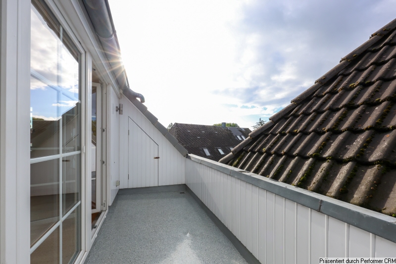 6 Balkon Dachgeschosswohnung Schenefeld