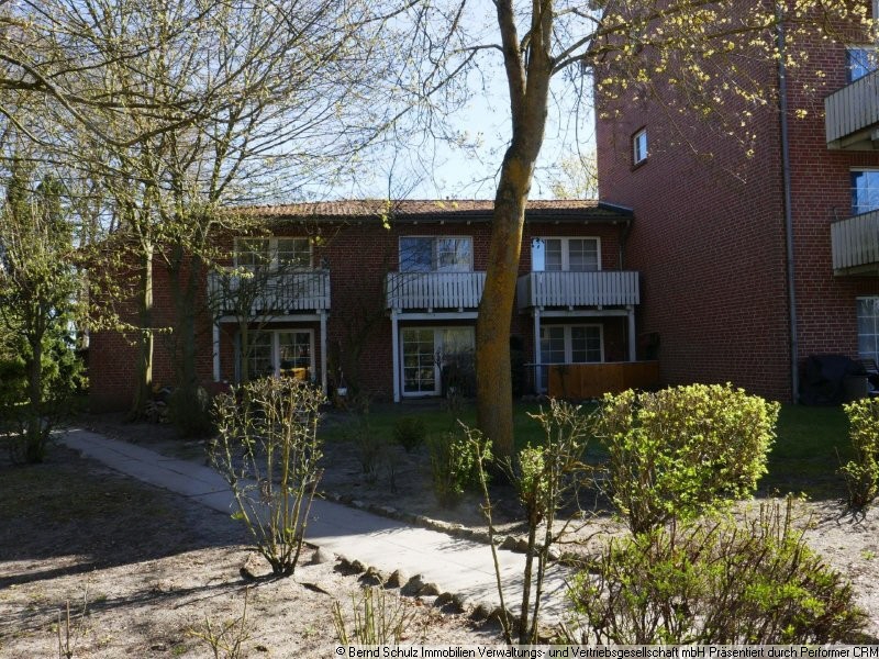 Balkonseite Etagenwohnung L�neburg