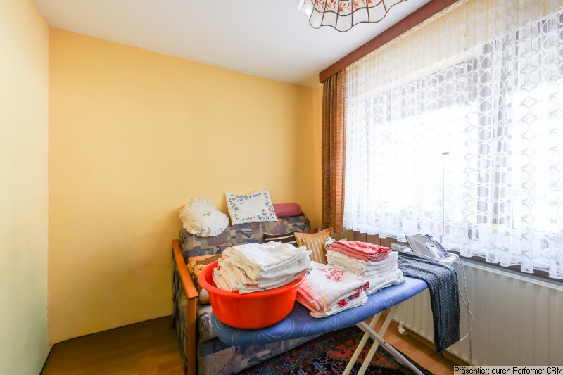 10 halbes Zimmer Doppelhaush�lfte Hamburg