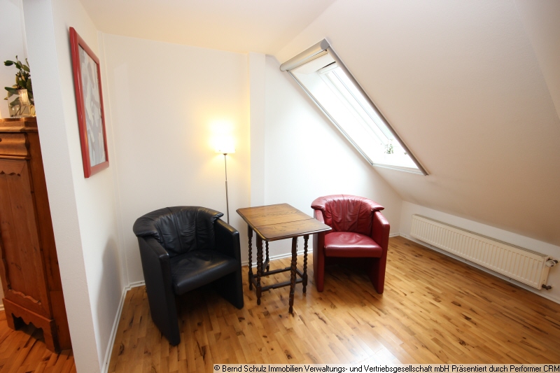 10 Wohnbereich Dachgeschosswohnung Hamburg