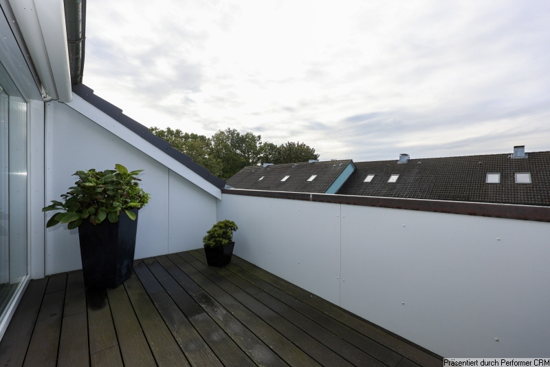10 Loggia Dachgeschosswohnung Schenefeld