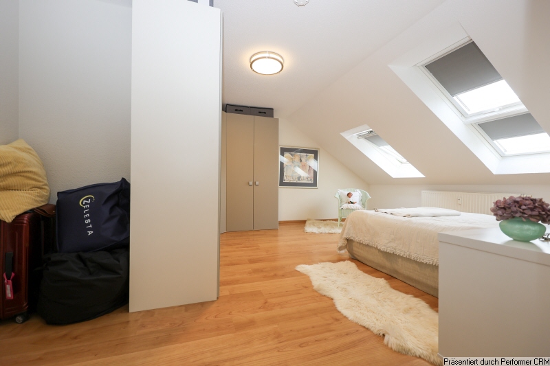22 Schlafzimmer Dachgeschosswohnung Schenefeld