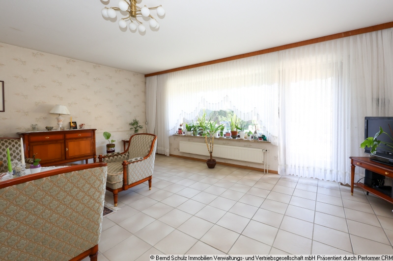 4 Wohnzimmer mit Zugang zur Terrasse Doppelhaush�lfte Hamburg