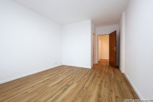 9 Schlafzimmer renovierte 3,5-Zimmer mit 2 Balkonen