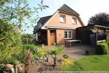 21 R�ckansicht mit Blick Richtung Terrasse und Teich modernes EFH mit Garage, Vollkeller und gepflegtem Grundst�ck