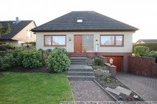 IMG_6799 gro�z�gig geschnittenes Einfamilienhaus in gutem Zustand