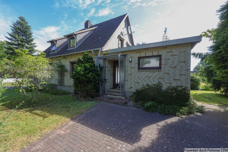 15 Hausansicht Stra�enseite Doppelhaush�lfte Hamburg