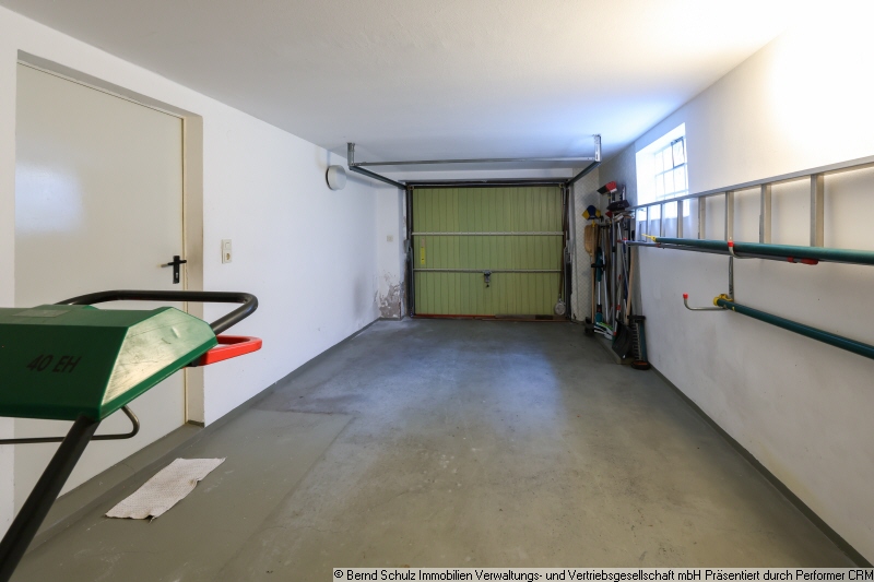 27 Garage Doppelhaush�lfte Hamburg
