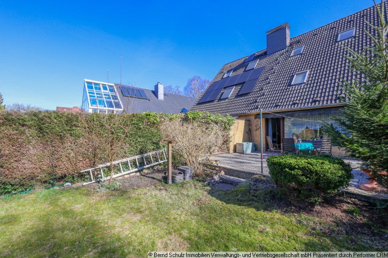 7 Blick zur Terrasse Doppelhaush�lfte Hamburg