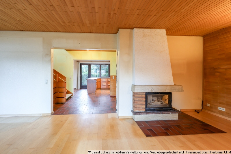 10 Wohnzimmer mit Kamin Einfamilienhaus Hamburg