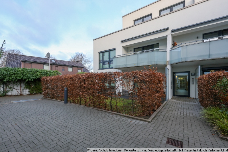 1 Hausansicht Erdgeschosswohnung Hamburg