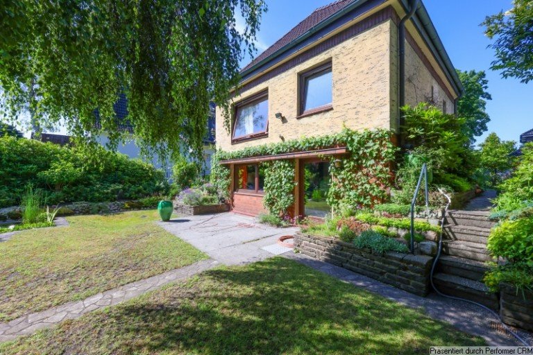 Hauptbild: Kleines sanierungsbed�rftiges Einfamilienhaus auf sch�nem Grundst�ck in ruhiger Wohnstra�e