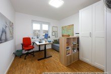 16 Zimmer 1 Moderne Erdgeschosswohnung mit Garten und Stellplatz im Zentrum von Eidelstedt