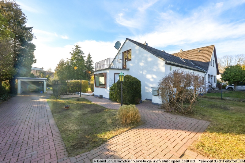 1 Hausansicht Doppelhaush�lfte Hamburg