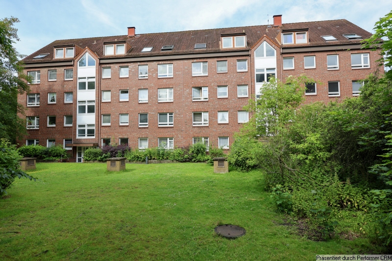 02 Hausansicht Vorderseite Etagenwohnung Hamburg